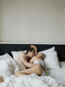 10 Benefits of Sleeping to Someone You Love